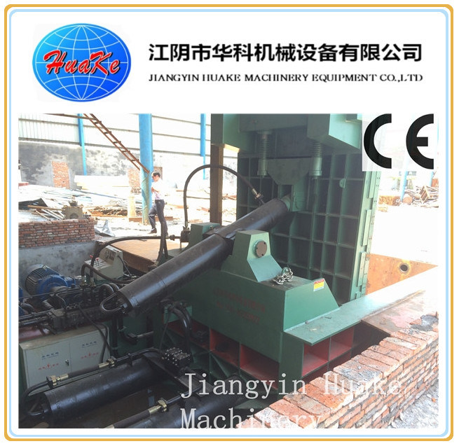 200 Ton Hydraulic Scrap Press Machine pour réutiliser le métal 0