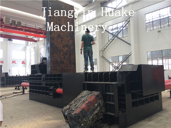 Y81f-400 Safe Hydrautic Scrap Car Press Recycling Machine