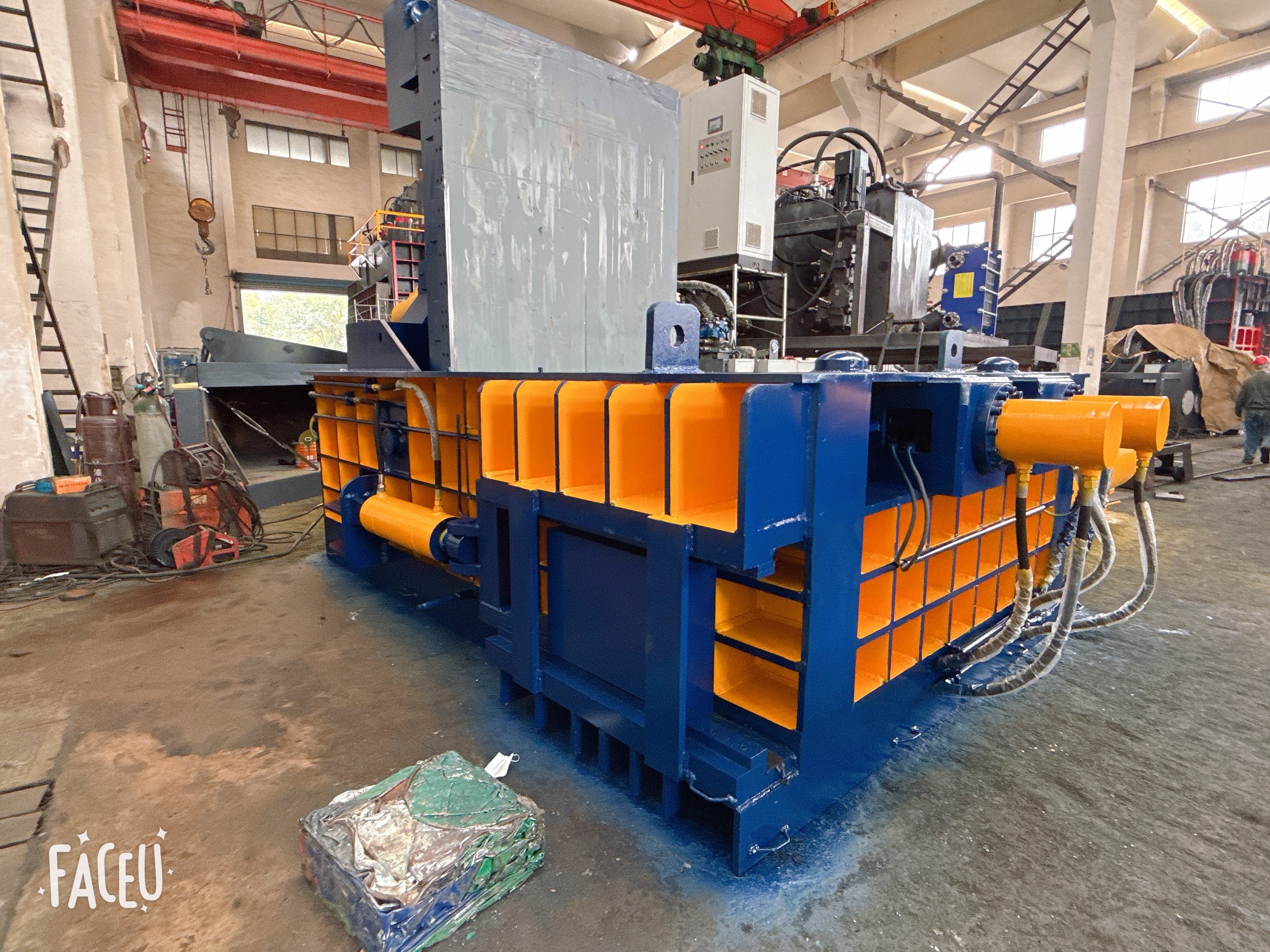 Derniers blogs de l'entreprise sur How to Improve Scrap Metal Baler Output When Processing High Volumes of Steel Scrap