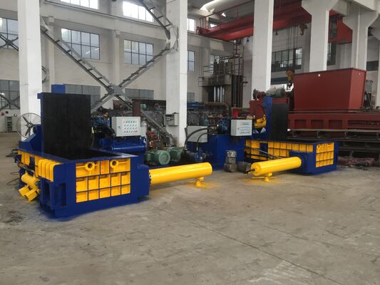 Acheter Machine de presse de déchets en aluminium de 160 tonnes avec commande automatique PLC pour une taille de bale de 300 × 300 mm online manufacture